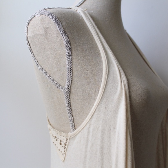 NWOT Cream Open Front Vest w/Embellished Racerback - Picture 4 of 8